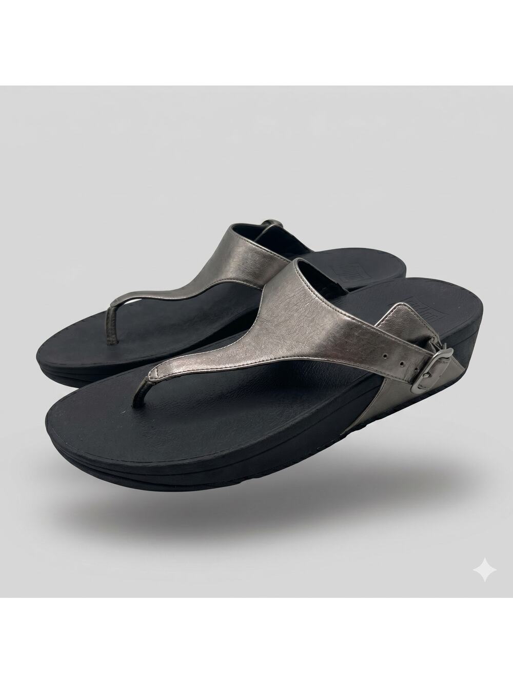 FitFlop Womens 7 Boho Minimalist Staple Resortwear Leather Lulu Thong‎ Sandal